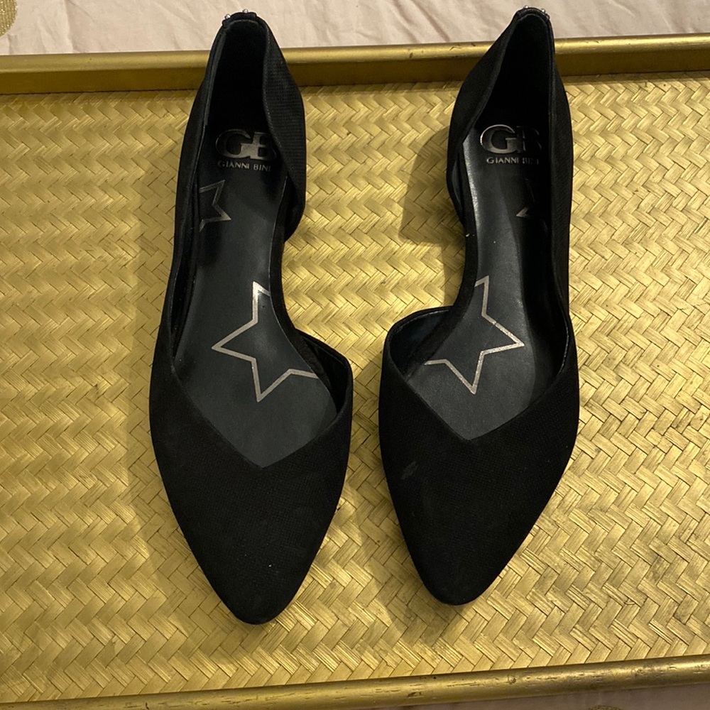 Gianni Bini black flats